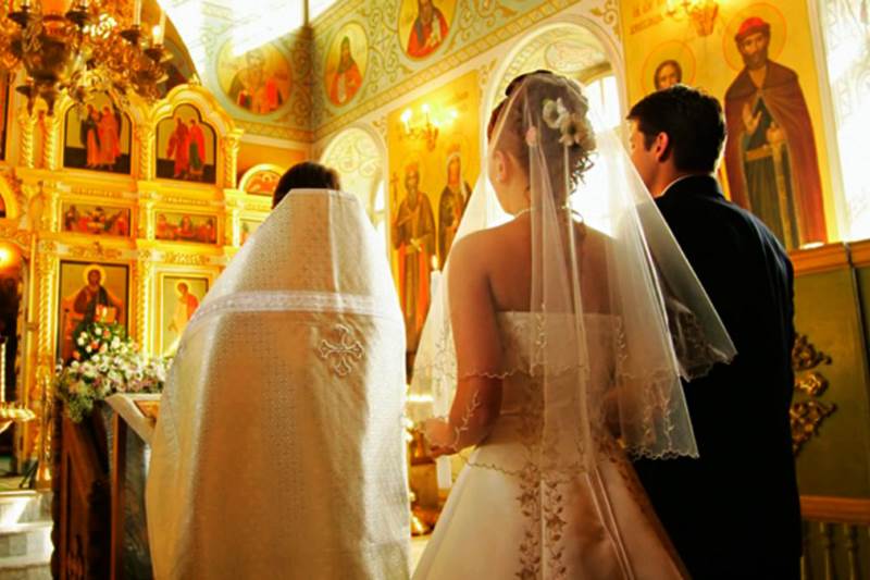 CDW Traditional Wedding Concept